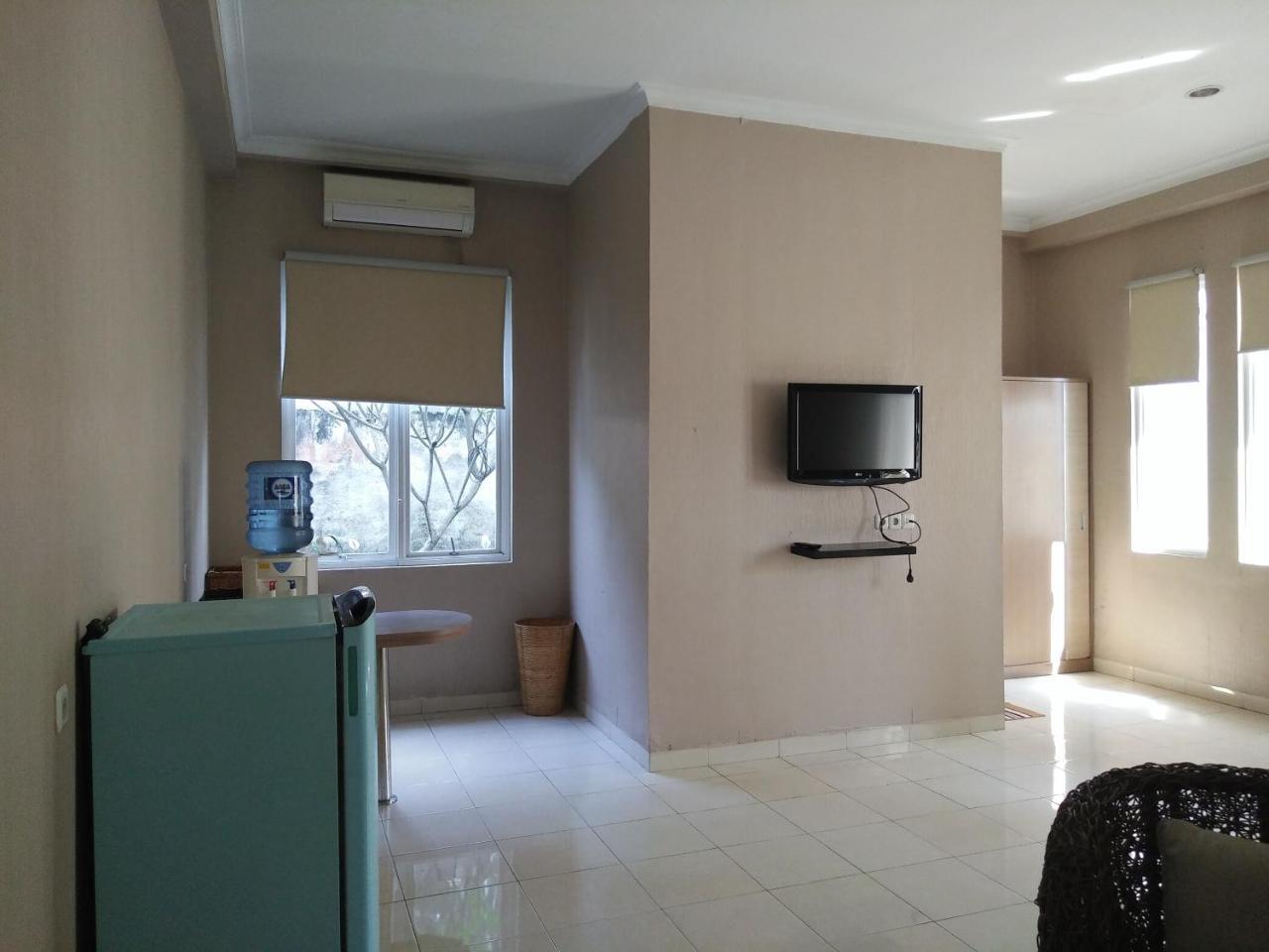 Hotel Roemah Moesi Medan Exterior foto